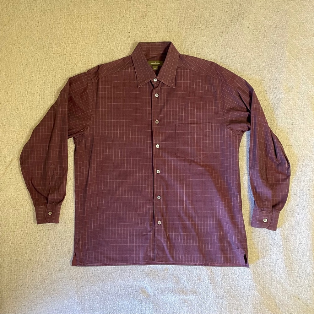 Large Ermenegildo Zegna button-up shirt. Maroon. 100% Cotton.